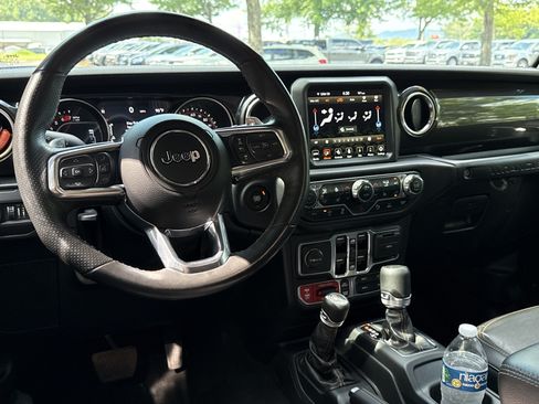 Used 2022 Jeep Wrangler Unlimited Rubicon w/ Trailer Tow Package AWD/4WD image 24