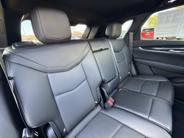 Certified 2024 Cadillac XT5 Premium Luxury w/ LPO, Floor Liner Package AWD/4WD image 26