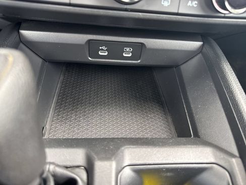 Used 2023 Honda Accord LX image 28