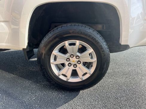 Used 2022 Chevrolet Colorado LT w/ Fleet Safety Package image 8