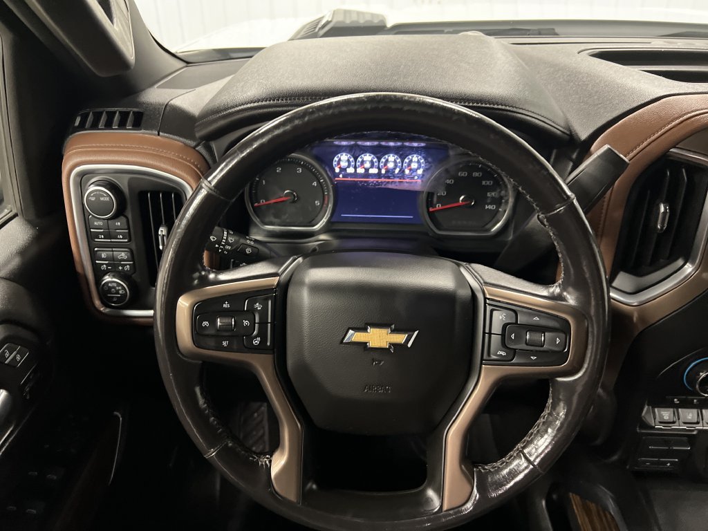 Used 2020 Chevrolet Silverado 3500 High Country w/ Technology Package AWD/4WD image 20