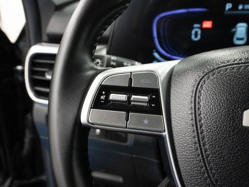 Used 2025 Kia Telluride LX FWD image 24