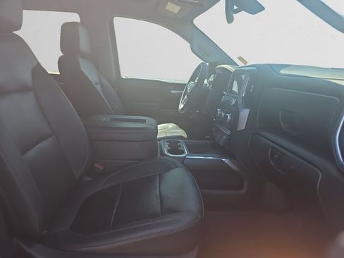 Used 2021 GMC Sierra 1500 SLT w/ SLT Convenience Package AWD/4WD image 17