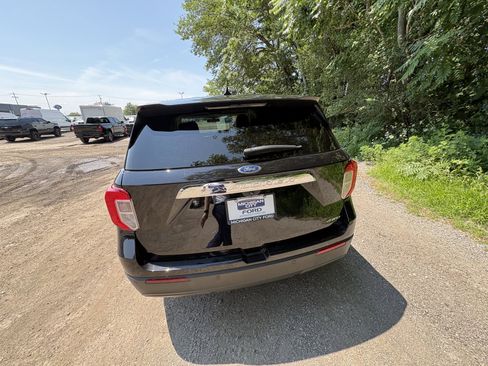 Used 2021 Ford Explorer 4WD image 12