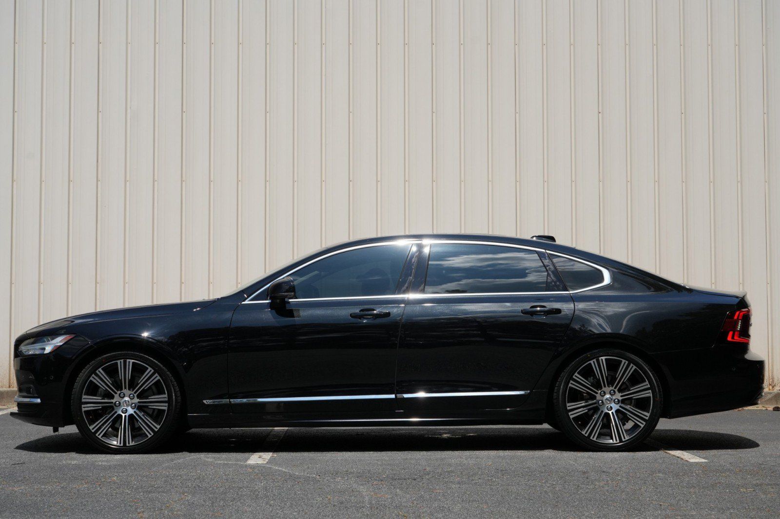 Used 2023 Volvo S90 B6 Ultimate w/ Lounge Package AWD/4WD image 7