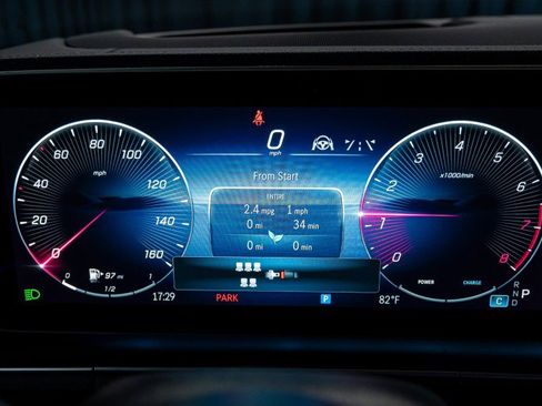 New 2026 Mercedes-Benz GLS 580 4MATIC image 17