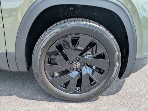 New 2026 Volkswagen Atlas SE FWD image 11