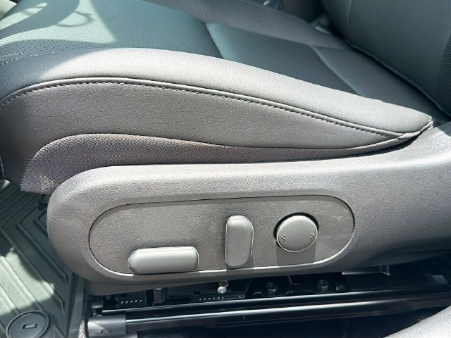 New 2026 Hyundai Kona Limited FWD image 19