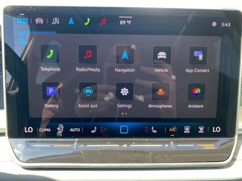 New 2025 Volkswagen Tiguan SE FWD image 38