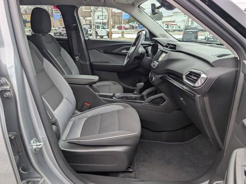 Used 2023 Chevrolet TrailBlazer LT image 12
