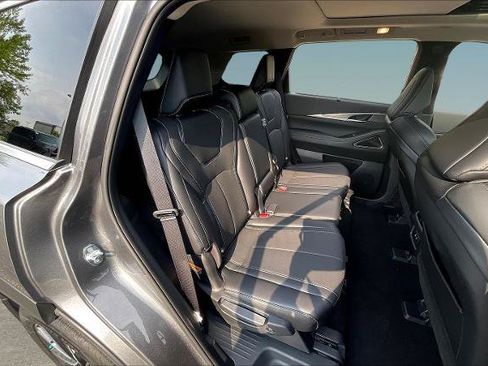 Certified 2026 INFINITI QX60 Luxe w/ Cargo Package AWD/4WD image 24