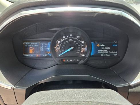 Used 2021 Ford Edge Titanium FWD image 31