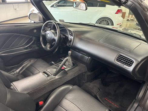 Used 2001 Honda S2000 image 54