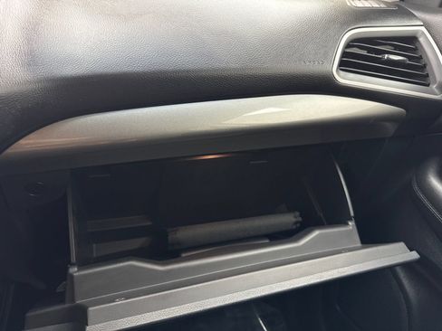 Used 2019 Ford Edge SEL w/ Equipment Group 201A FWD image 33