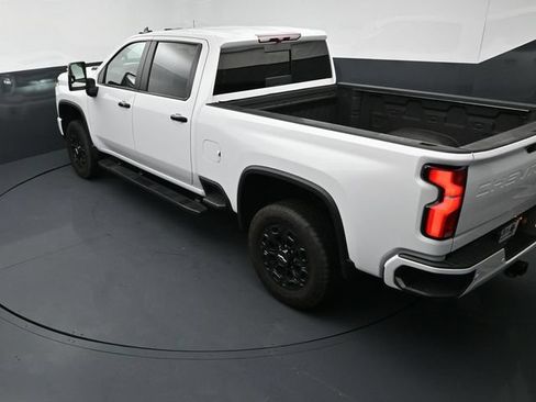 Used 2024 Chevrolet Silverado 3500 LT w/ Z71 Sport Edition AWD/4WD image 16