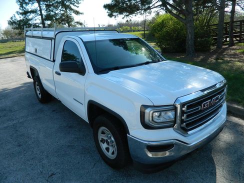 Used 2017 GMC Sierra 1500 2WD Regular Cab image 3