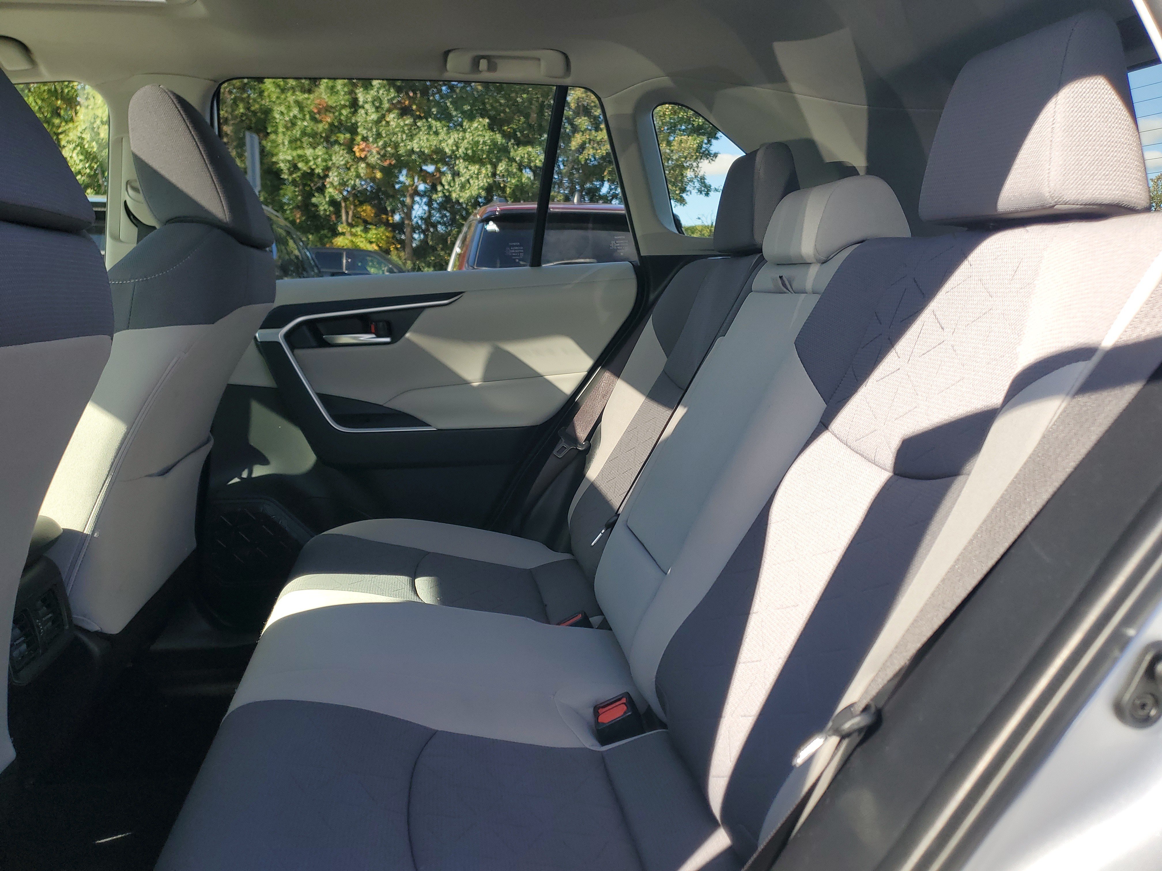 Certified 2019 Toyota RAV4 XLE w/ All Weather Liner Package AWD/4WD image 10