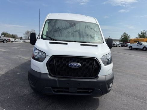 Used 2024 Ford Transit 250 148 Medium Roof RWD image 3