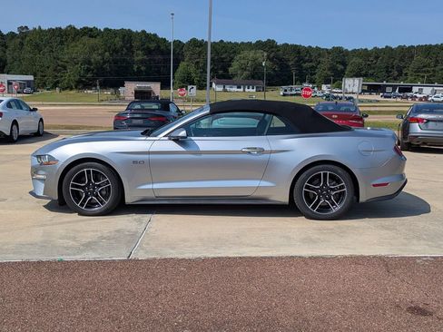 Used 2020 Ford Mustang GT Premium RWD image 5