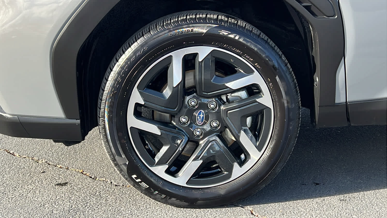 New 2025 Subaru Forester Premium AWD/4WD image 9