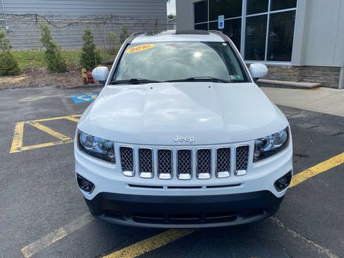 Used 2016 Jeep Compass High Altitude AWD/4WD image 12