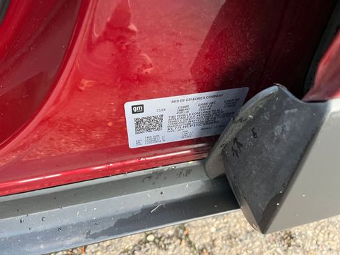 Used 2025 Chevrolet Trax LT image 30