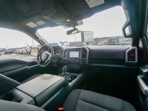 Used 2019 Ford F150 XLT w/ Equipment Group 302A Luxury image 15