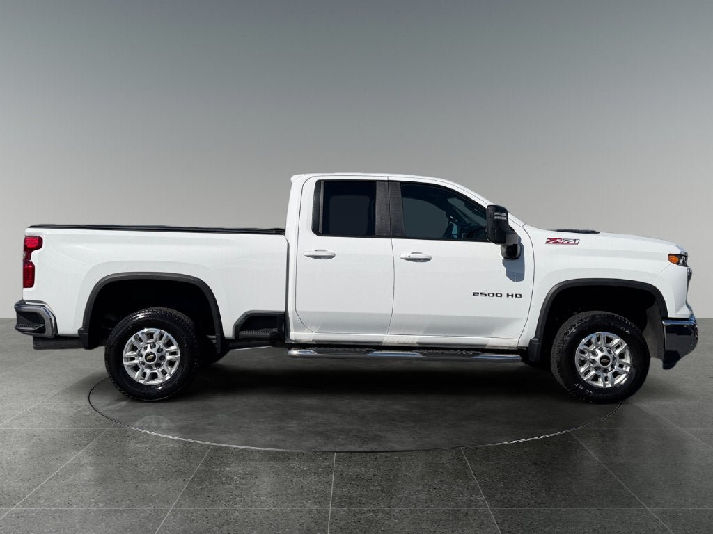 Used 2024 Chevrolet Silverado 2500 LT w/ All Star Edition AWD/4WD image 11