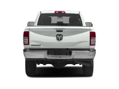 Used 2019 RAM 2500 Big Horn w/ Black Appearance Package image 8