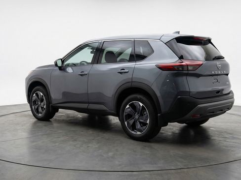 Used 2025 Nissan Rogue SV FWD image 6