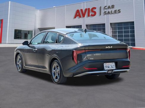 Used 2025 Kia K4 FWD image 9