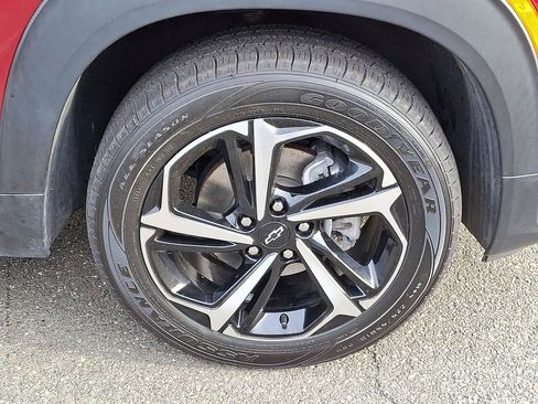 Certified 2023 Chevrolet TrailBlazer RS w/ Sun and Liftgate Package image 27