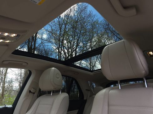 Used 2020 Mercedes-Benz GLE 450 4MATIC image 76