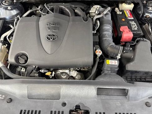 Used 2019 Toyota Avalon Limited w/ Advanced Safety Package FWD image 17
