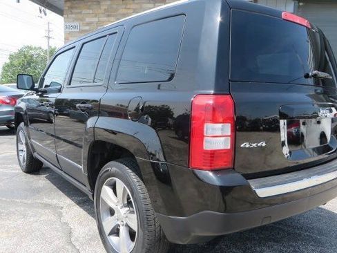Used 2016 Jeep Patriot High Altitude AWD/4WD image 4