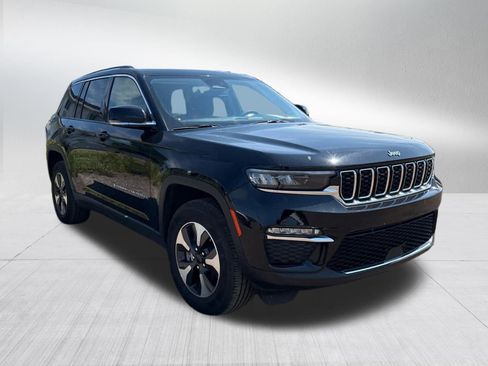 Used 2024 Jeep Grand Cherokee Limited 4xe AWD/4WD image 6