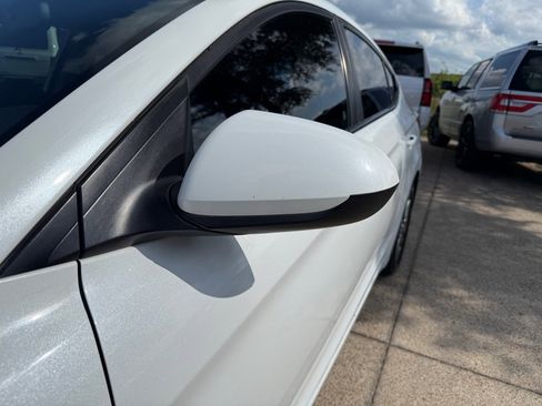 Used 2018 Hyundai Elantra Value Edition FWD image 47