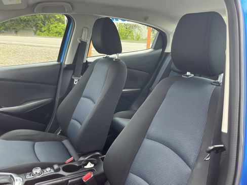 Used 2017 Toyota Yaris iA FWD image 24