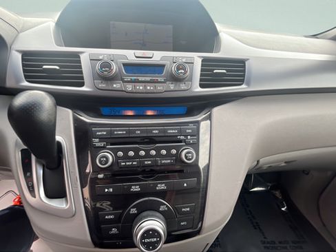 Used 2012 Honda Odyssey Touring image 15