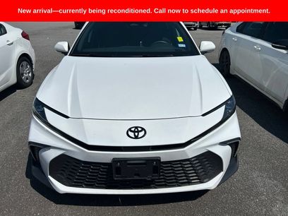 Used 2025 Toyota Camry SE w/ Convenience Package