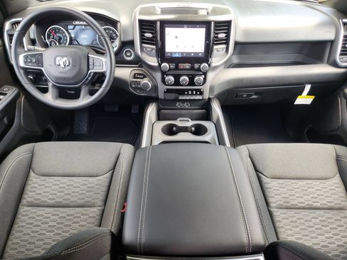 New 2026 RAM 1500 Express AWD/4WD image 23