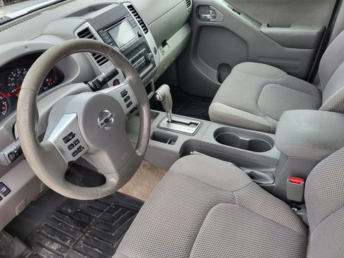 Used 2017 Nissan Frontier SV image 13