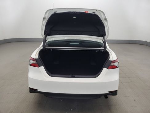Used 2021 Toyota Camry LE FWD image 29