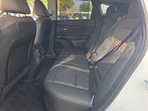 Certified 2025 Nissan Murano Platinum w/ Cargo Package AWD/4WD image 15
