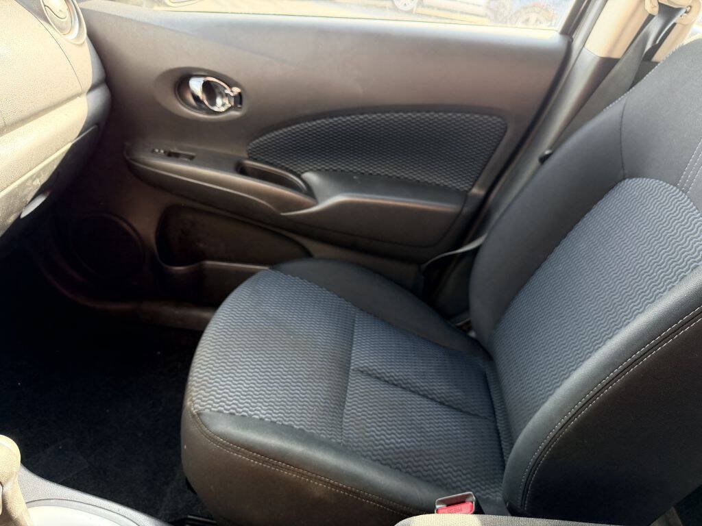 Used 2015 Nissan Versa Note SV FWD image 12