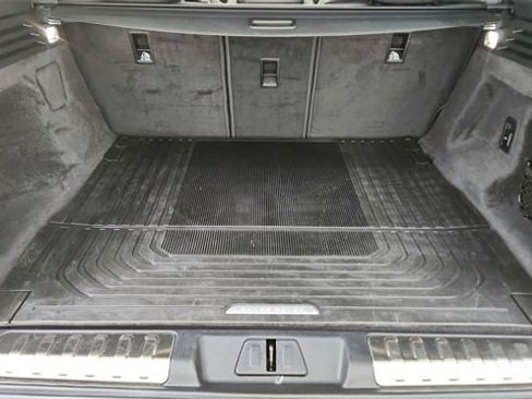 Used 2025 Land Rover Range Rover Sport Dynamic SE image 15