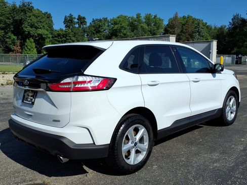 Used 2019 Ford Edge SE FWD image 11