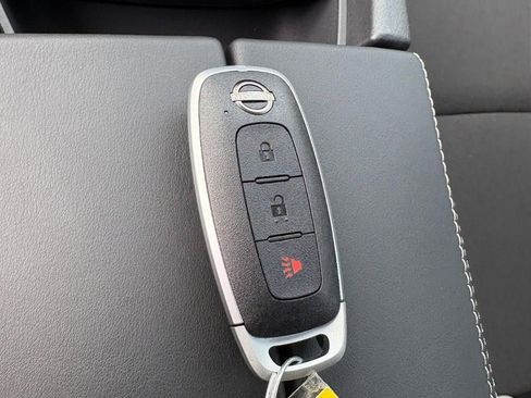 New 2026 Nissan Rogue S image 25