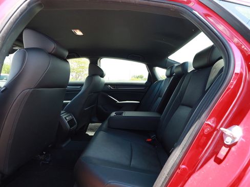 Used 2022 Honda Accord Sport image 22