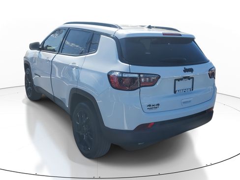 New 2026 Jeep Compass Latitude image 3